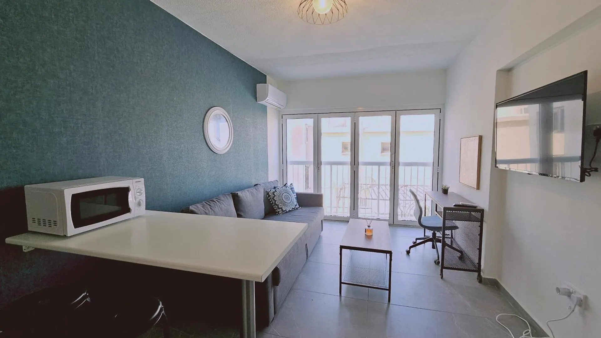 Ha.De.Co. Holiday Apts Айя-Напа Апартаменты